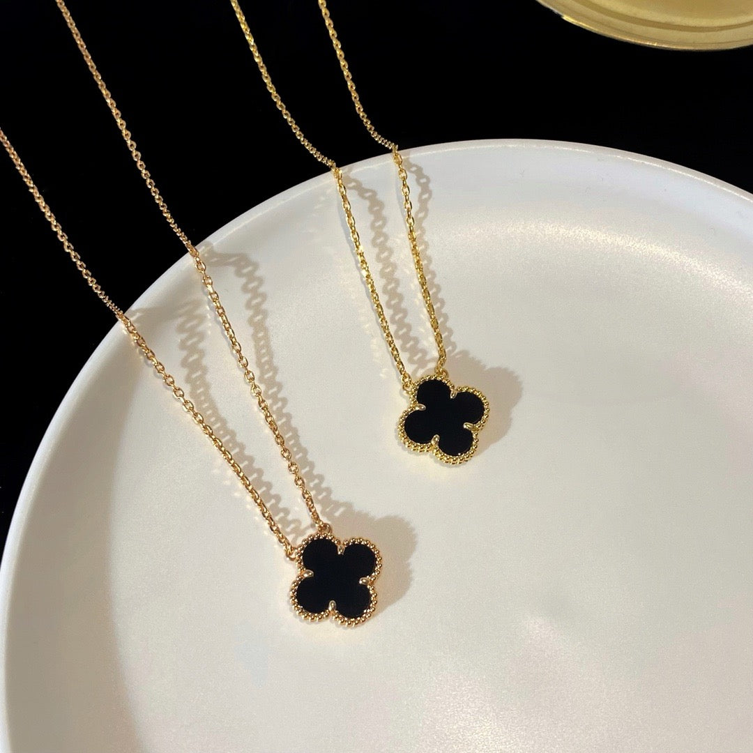 [Regal Jewels]CLOVER 15MM BLACK ONYX SINGLE FLOWER NECKLACE