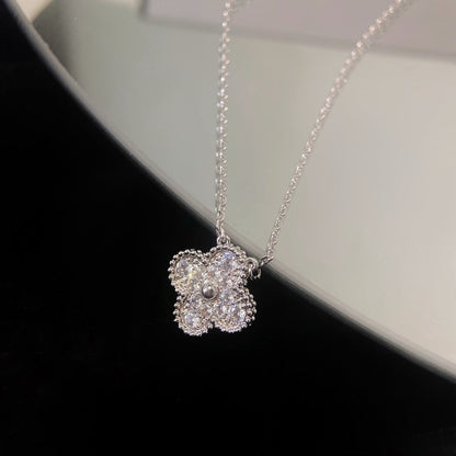 [Regal Jewels]CLOVER 15MM DIAMOND SINGLE FLOWER NECKLACE