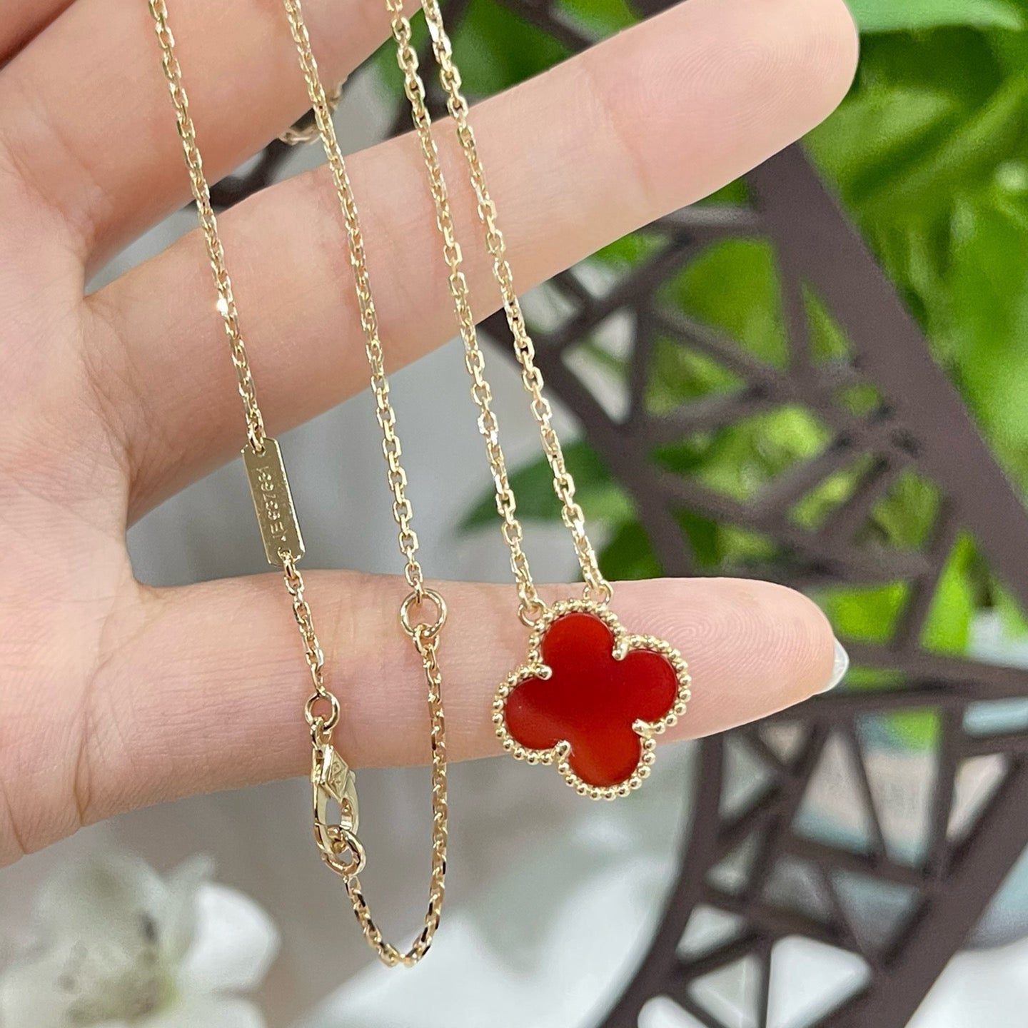 [Regal Jewels]CLOVER 15MM CARNELIAN SINGLE FLOWER NECKLACE