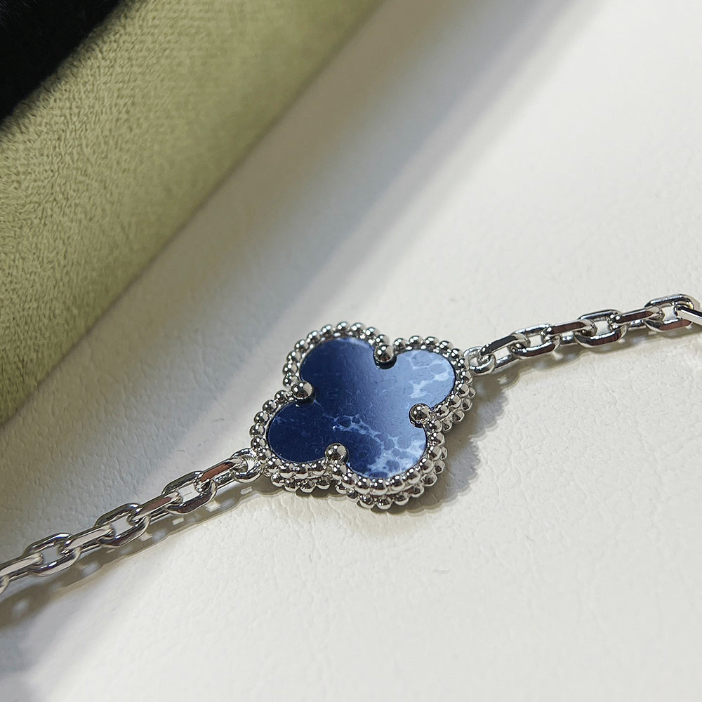 [Regal Jewels]CLOVER 5 MOTIF PIETERSITE SILVER BRACELET