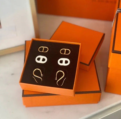 [Regal Jewels]HM O'MAILLON GOLD EARRINGS