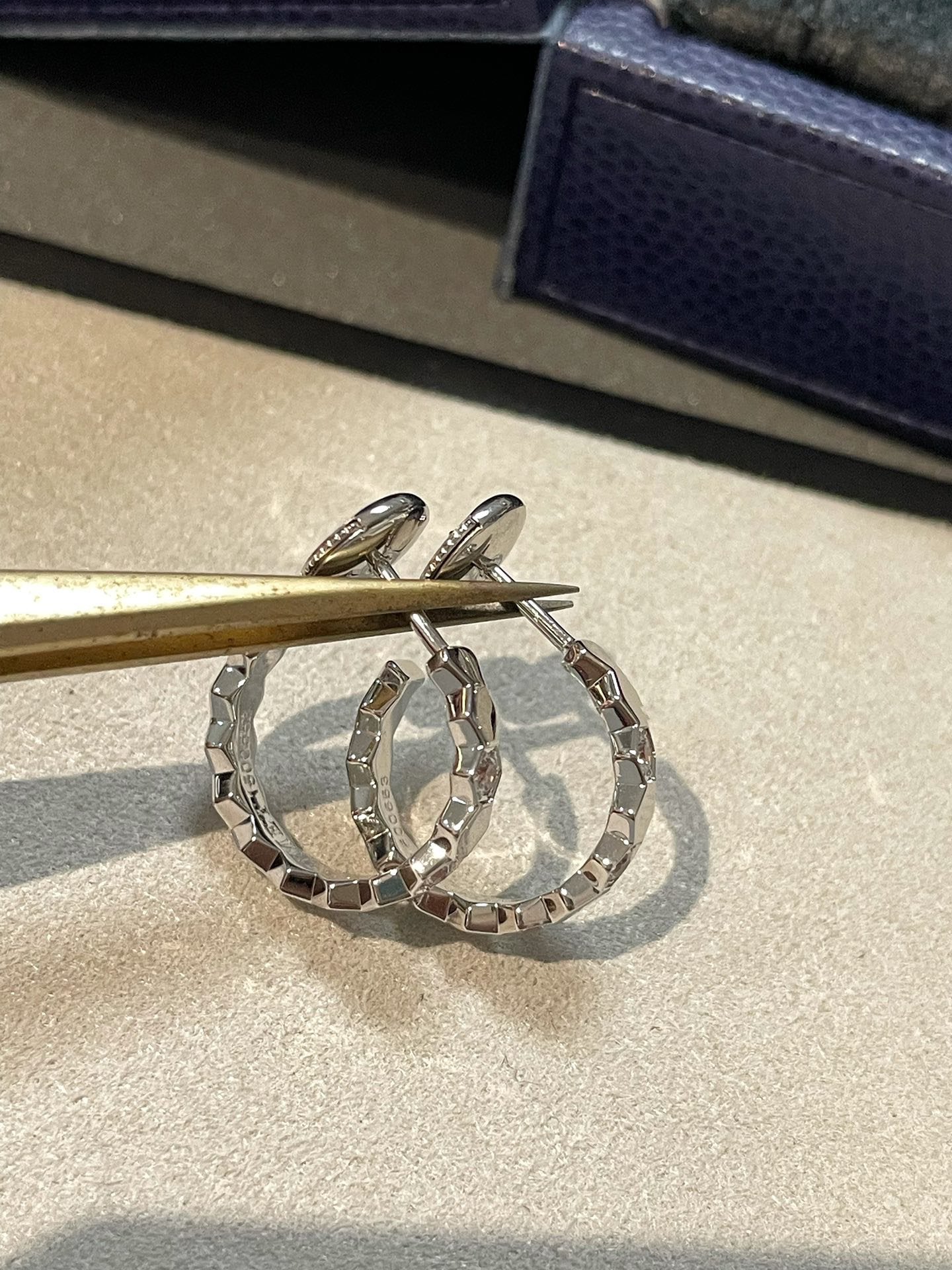 [Regal Jewels]Hollow Design Four-Leaf Clover Flower Shape Ring
