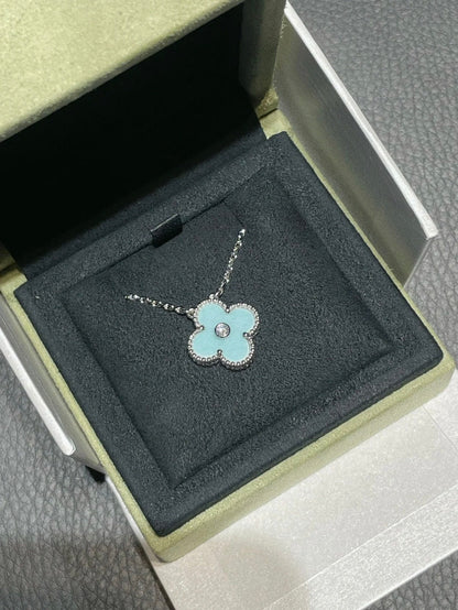 [Regal Jewels]CLOVER 1 DIAMOND LIGHT BLUE SILVER NECKLACE