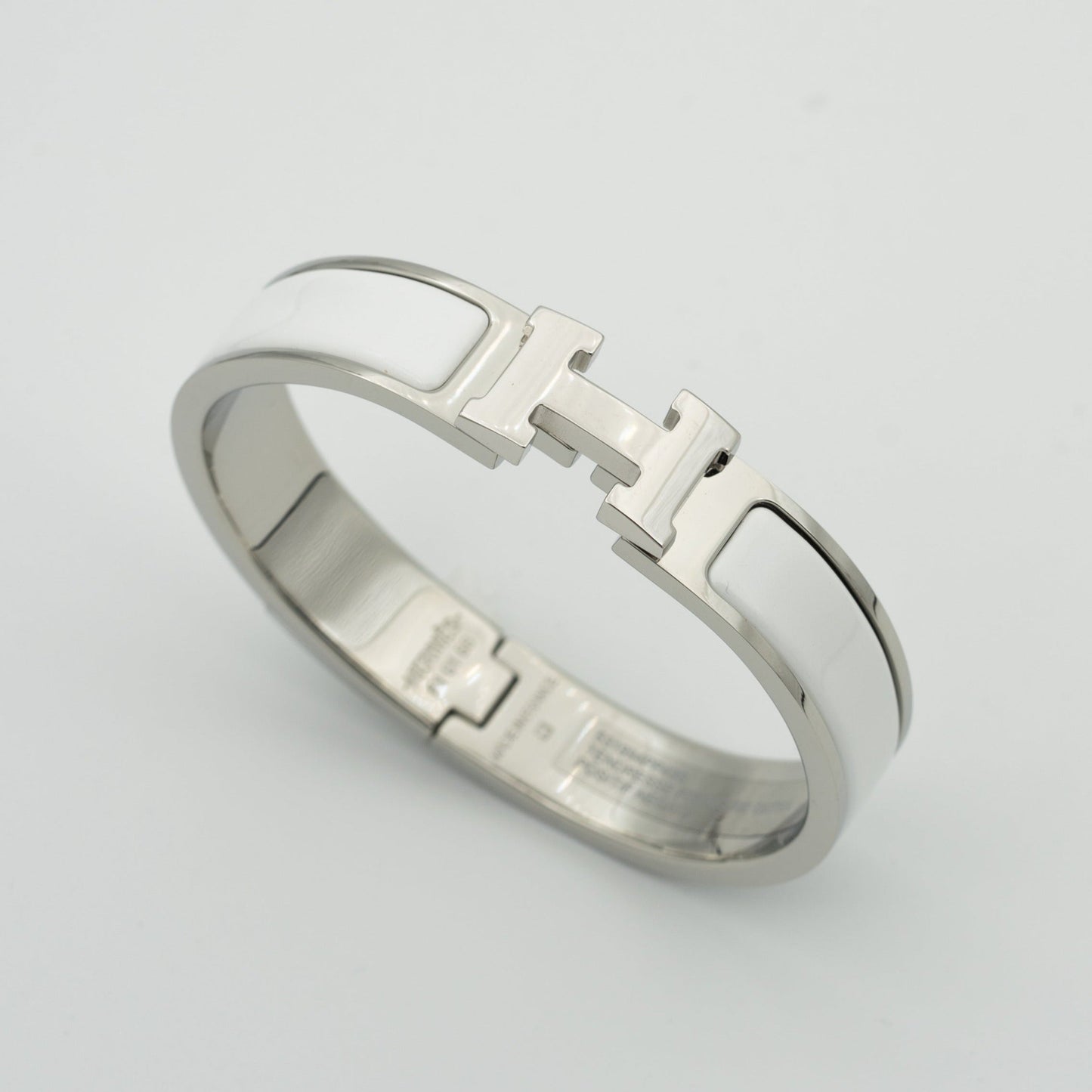 [Regal Jewels]H WHITE BRACELET