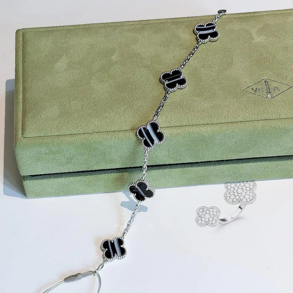 [Regal Jewels]CLOVER 5 MOTIF PULSAR STONE BRACELET COLLECTION