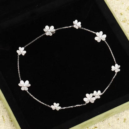 [Regal Jewels]FRIVOLE SILVER 9 FLOWERS NECKLACE