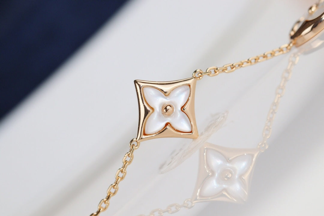 [Regal Jewels]LEAF CLOVER BRACELET