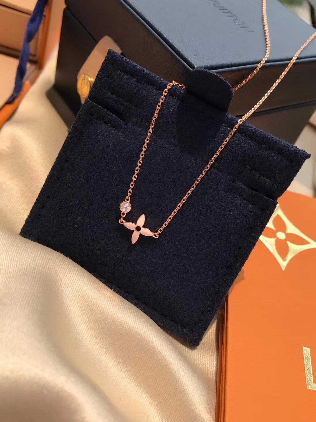[Regal Jewels]BLOSSOM PENDANT PINK GOLD AND DIAMOND