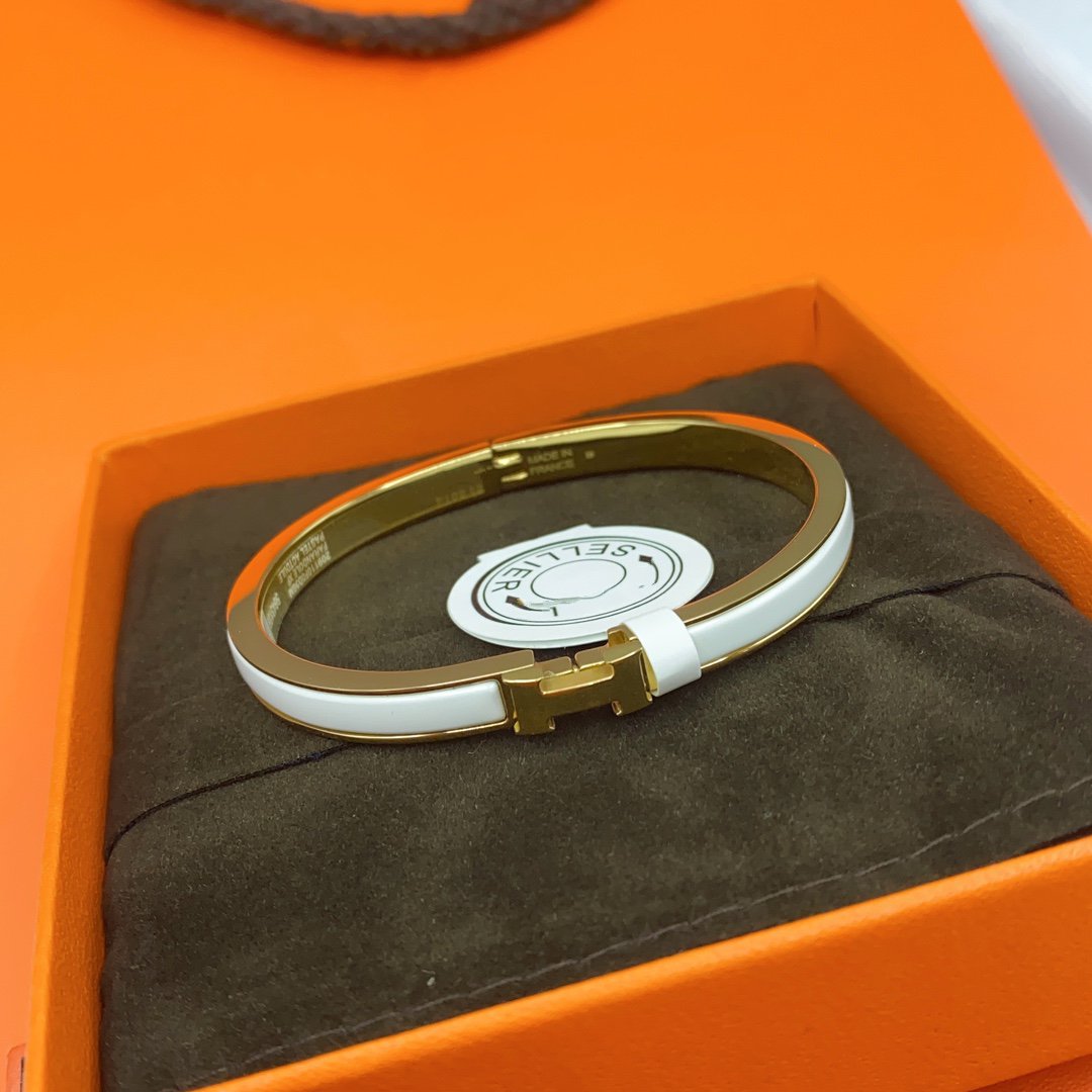 [Regal Jewels]CLASSIC HM CLIC WHITE 8MM ENAMEL BRACELET