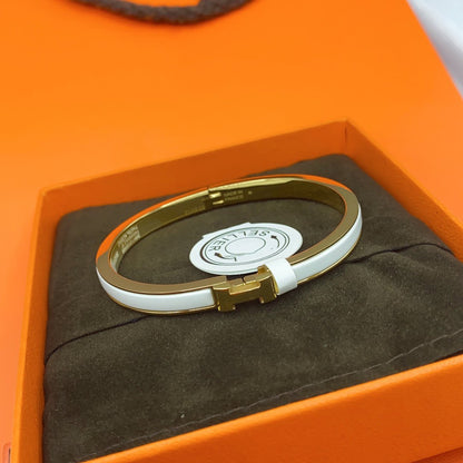 [Regal Jewels]CLASSIC HM CLIC WHITE 8MM ENAMEL BRACELET