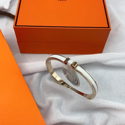 [Regal Jewels]CLASSIC HM CLIC WHITE 8MM ENAMEL BRACELET