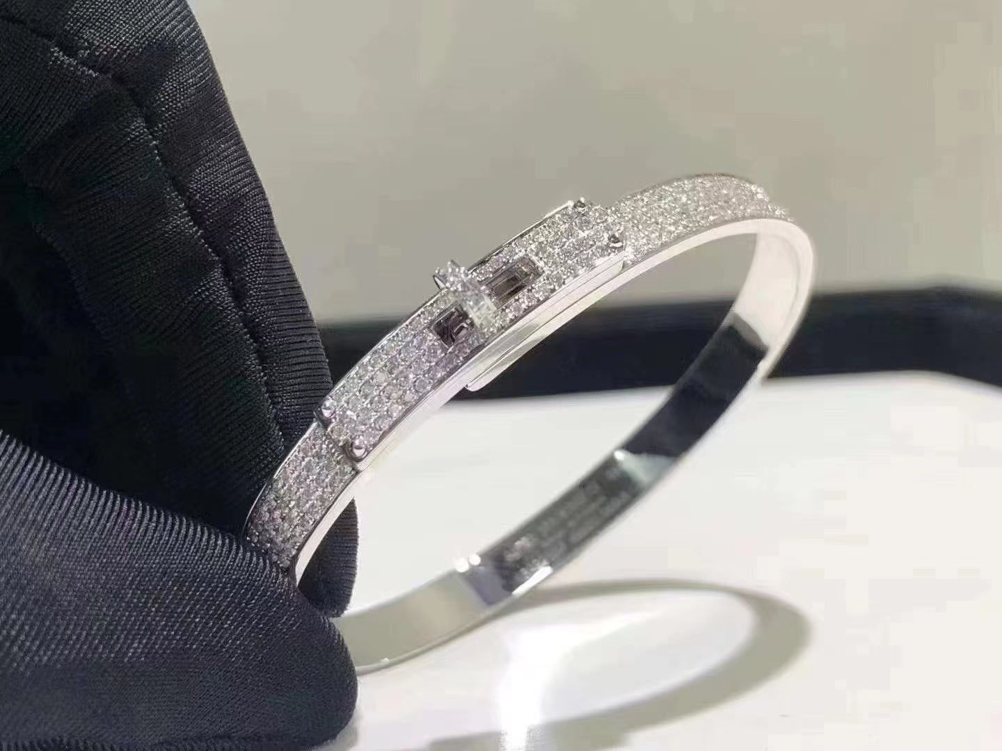 [Regal Jewels]HM KELLY BRACELET IN SILVER AND FULL PAVE DIAMOND