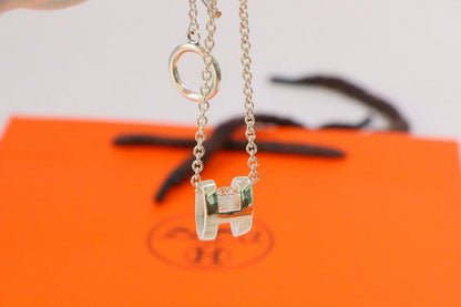 [Regal Jewels]HM NECKLACE H LETTER OVAL SERIES