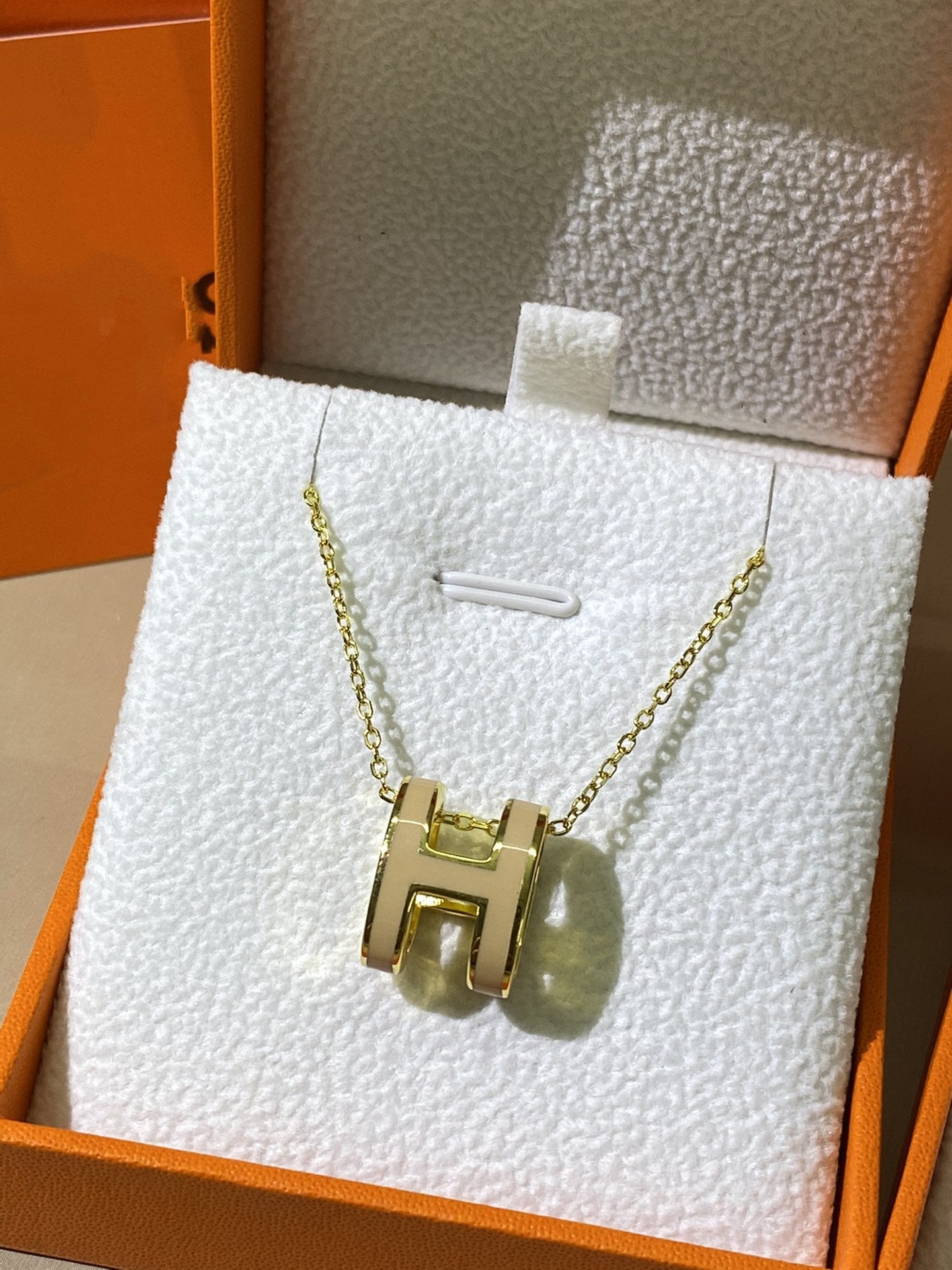 [Regal Jewels]HM CLIC YELLOW ENAMEL GOLD NECKLACE