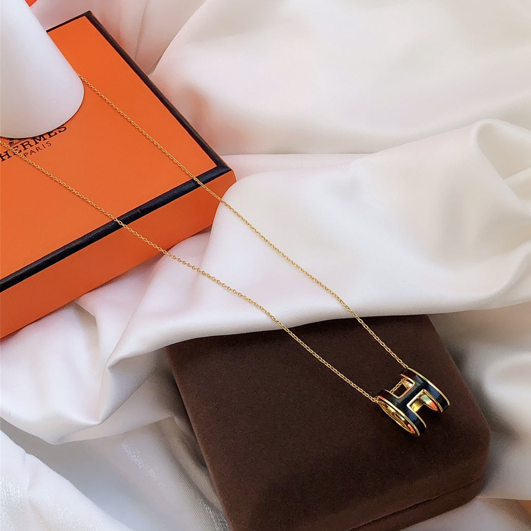 [Regal Jewels]HM CLIC BLACK ENAMEL GOLD NECKLACE