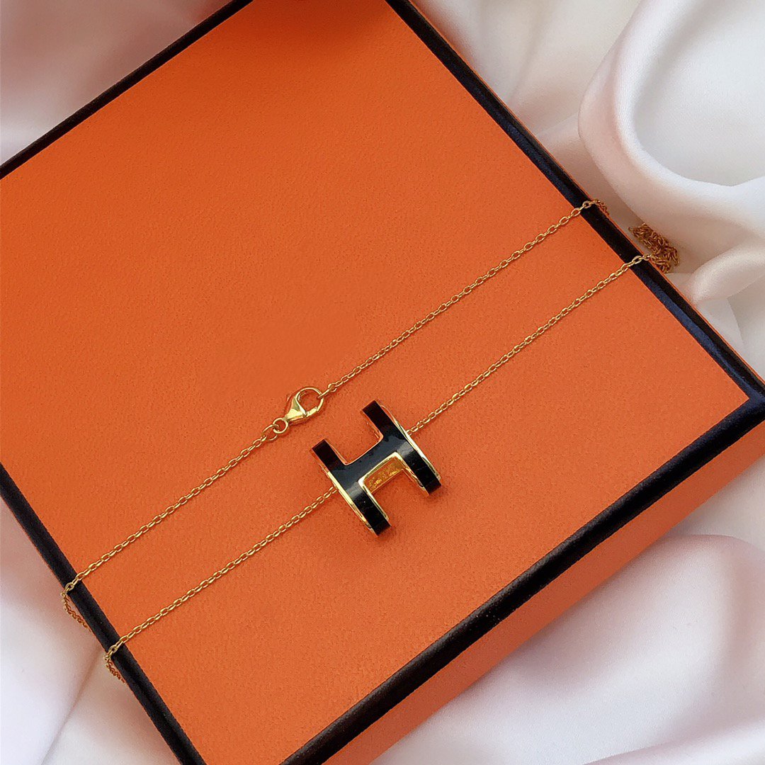 [Regal Jewels]HM CLIC BLACK ENAMEL GOLD NECKLACE