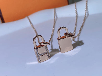 [Regal Jewels]HM ADVANCED NICHE LOCK HEAD NECKLACE DIAMONDS