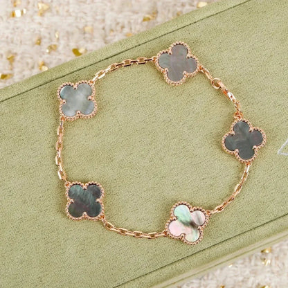[Regal Jewels]CLOVER 5 MOTIF GRAY MOP BRACELET COLLECTION