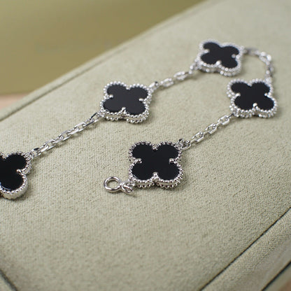 [Regal Jewels]CLOVER 5 MOTIF ONYXS BRACELET COLLECTION