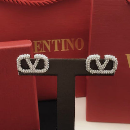 [Regal Jewels]Top-of-the-range crystal earrings