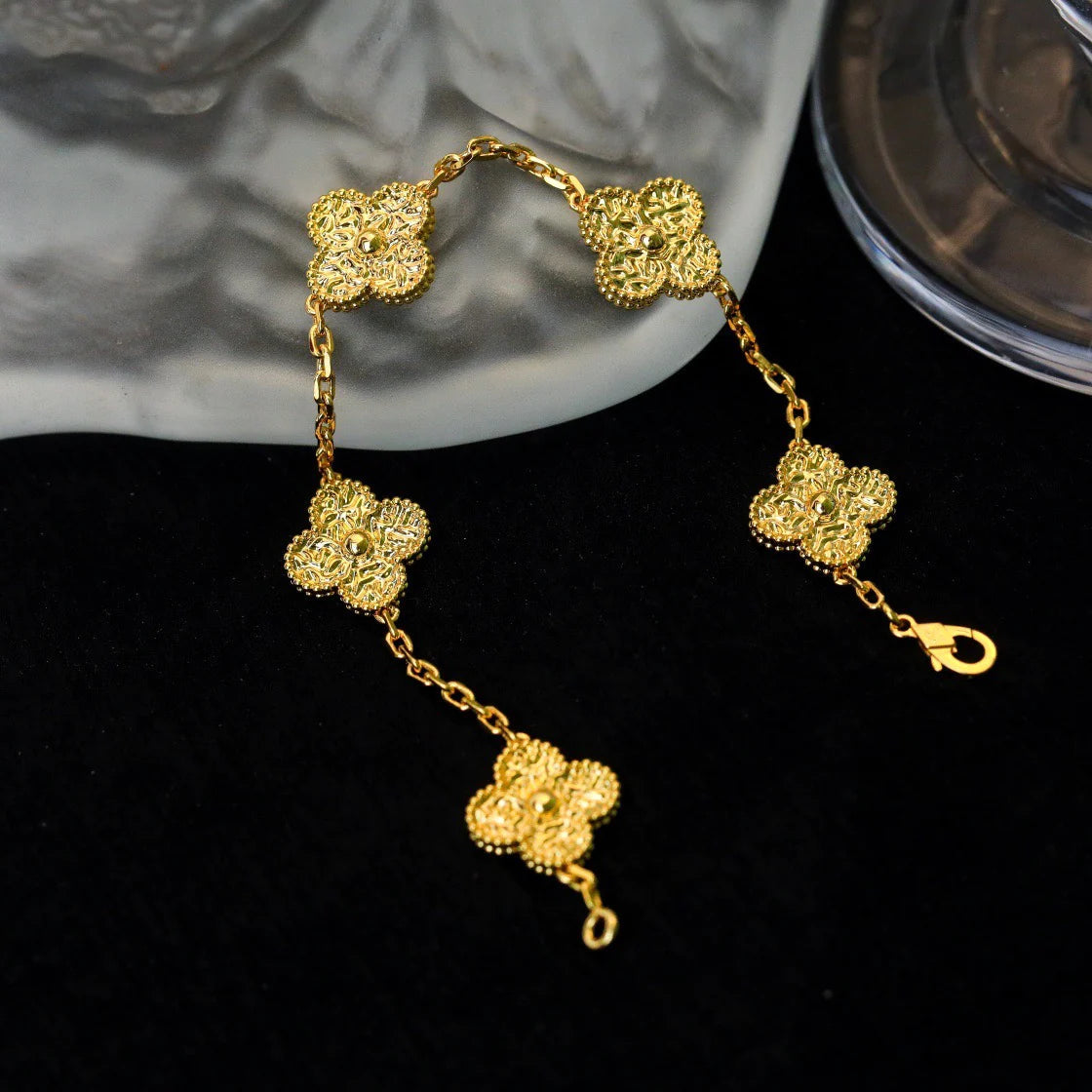 [Regal Jewels]CLOVER 5 MOTIFS BRONZING BRACELET
