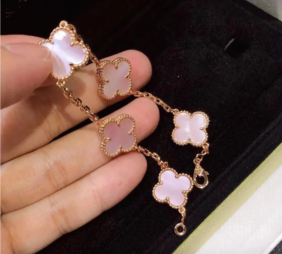 [Regal Jewels]CLOVER 5 MOTIFS Pink  AGATE  BRACELET