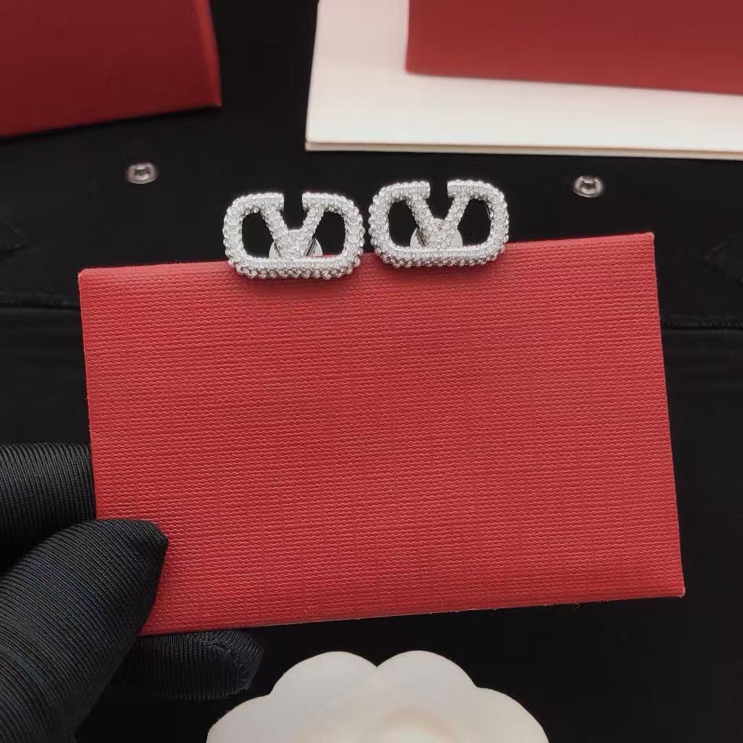[Regal Jewels]Top-of-the-range crystal earrings