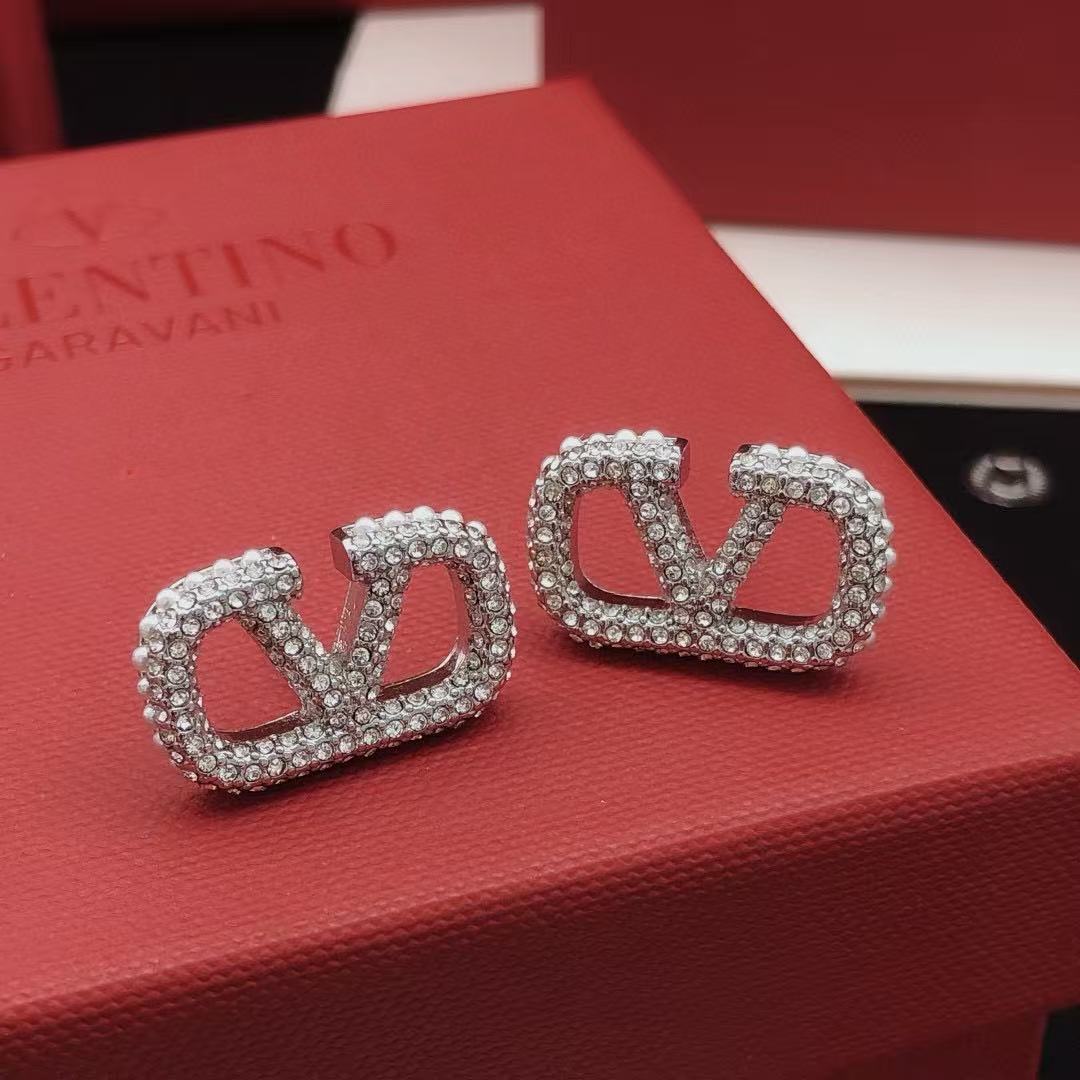 [Regal Jewels]Top-of-the-range crystal earrings