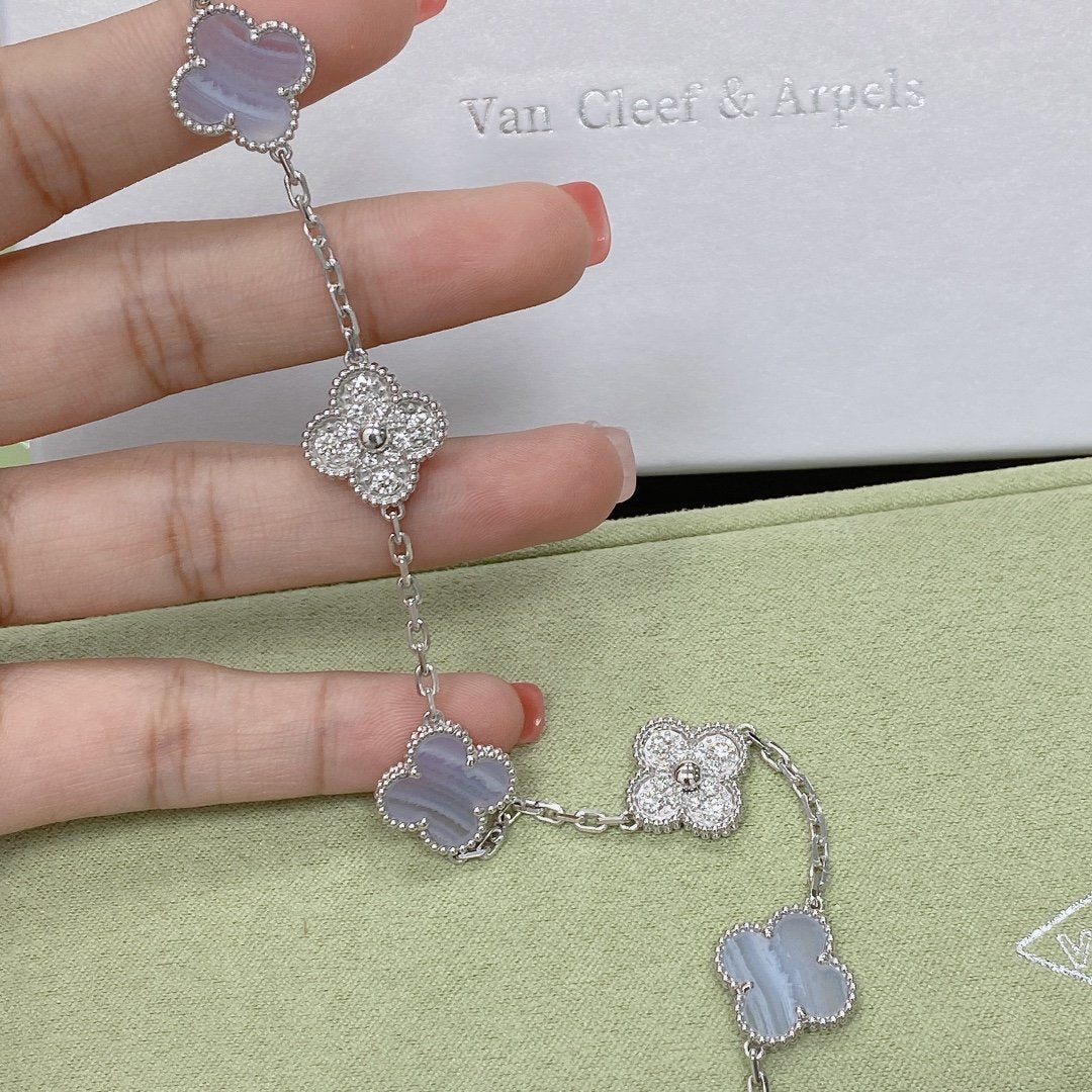 [Regal Jewels] CLOVER 5 MOTIF PURPLE CHALCEDONY BRACELET COLLECTION