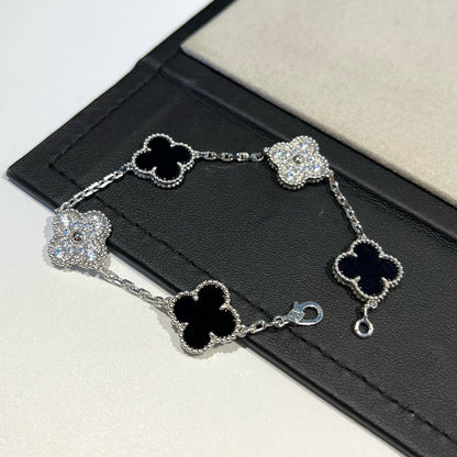[Regal Jewels]CLOVER 5 MOTIF ONYXS BRACELET COLLECTION