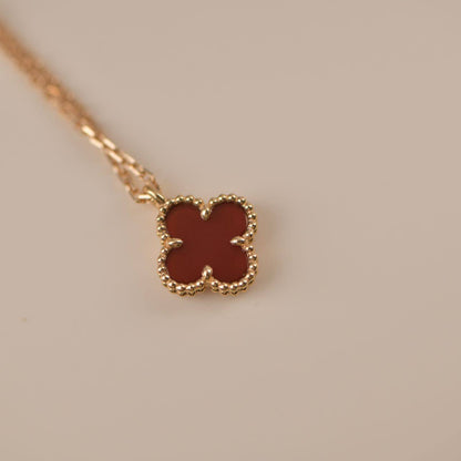 [Regal Jewels]CLOVER MINI 9.5MM WHITE CARNELIANS NECKLACE