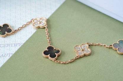 [Regal Jewels]CLOVER 5 MOTIF GRAY MOP BRACELET COLLECTION