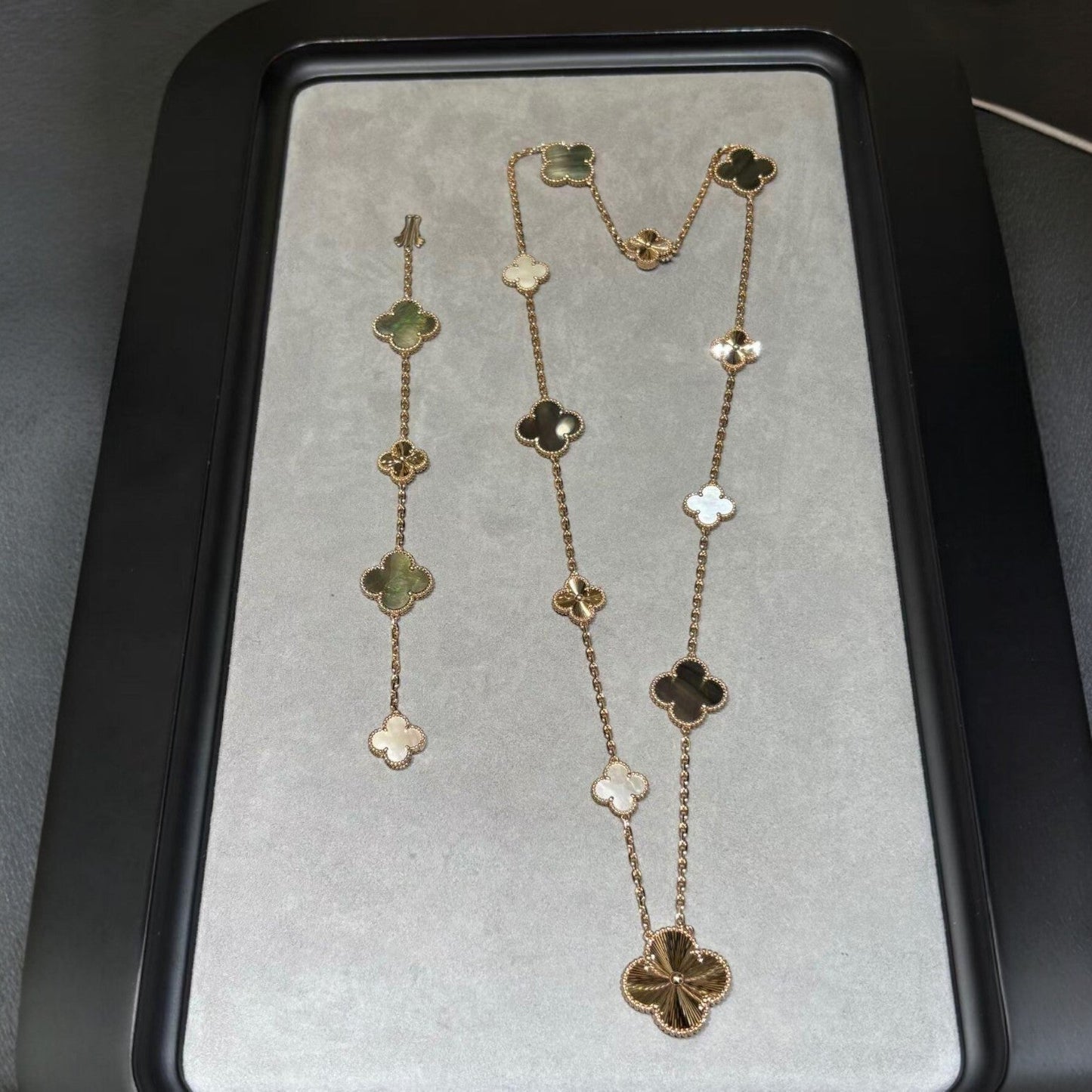 [Regal Jewels]DETACHABLE CLOVER 15(11+4) FLOWER ROSE GOLD NECKLACE SET