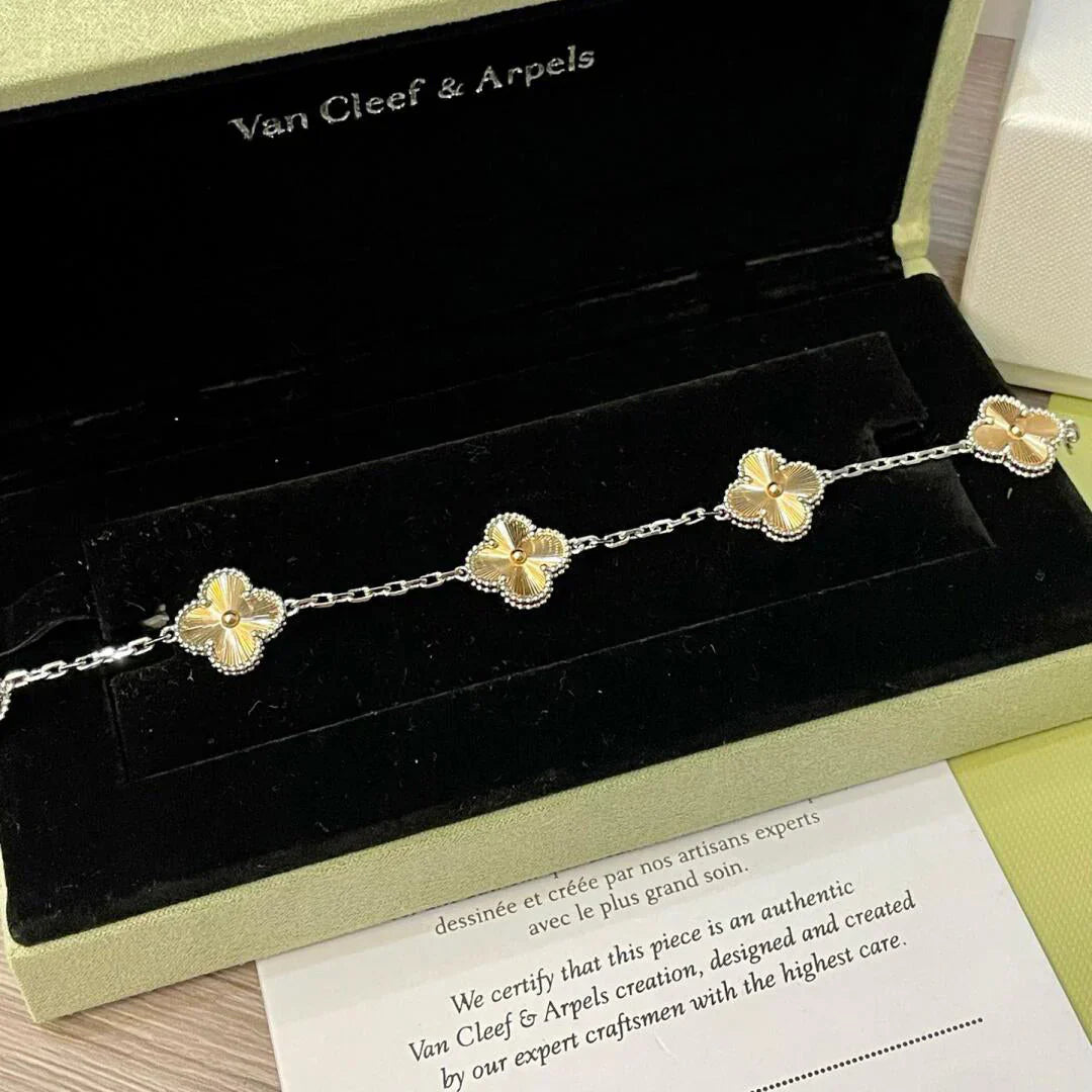 [Regal Jewels]CLOVER 5 MOTIF LASER BRACELET COLLECTION