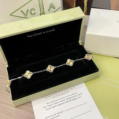 [Regal Jewels]CLOVER 5 MOTIF LASER BRACELET COLLECTION