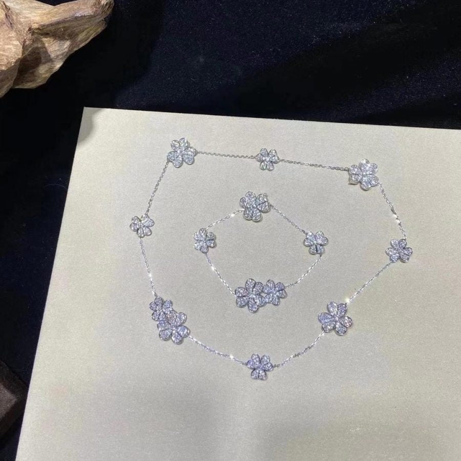 [Regal Jewels]FRIVOLE SILVER 5 FLOWERS BRACELET
