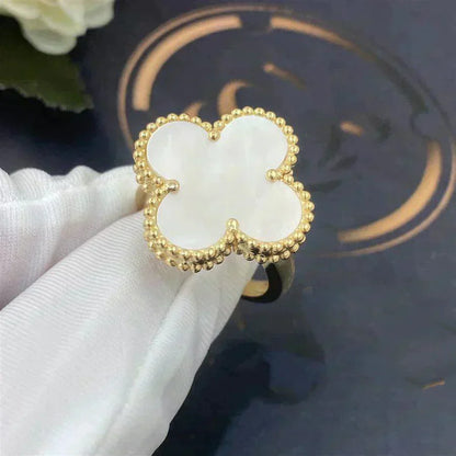 [Regal Jewels]CLOVER WHITE MOP RING