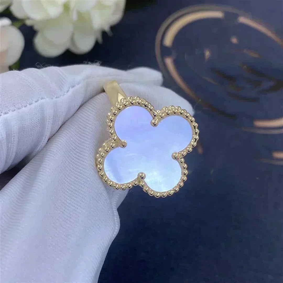 [Regal Jewels]CLOVER WHITE MOP RING