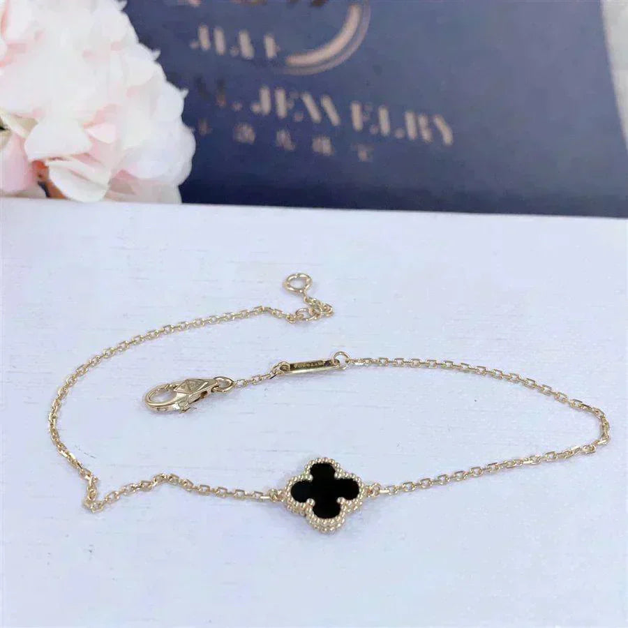 [Regal Jewels]CLOVER ONYX SINGLE FLOWER BRACELET