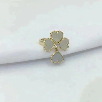 [Regal Jewels]SWEET CLOVER WHITE MOP RING